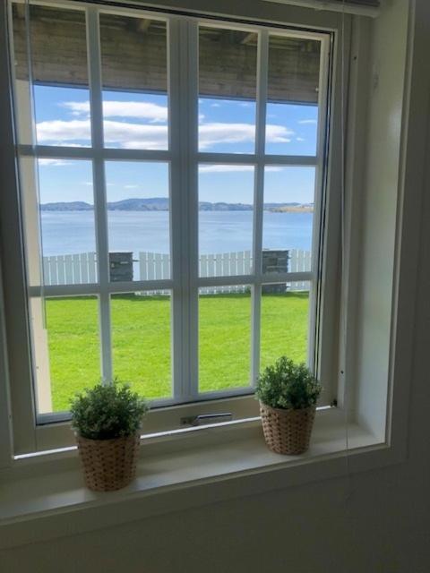 Koselig Nyoppusset 3 Roms Med Egen Parkeringsplass I Rolige Omgivelse Naer Sjoen, 2 Mil Nord For Sentrum. Apartment Bergen